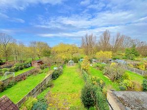 Photo 20- click for photo gallery